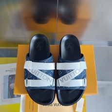 Louis Vuitton Slippers